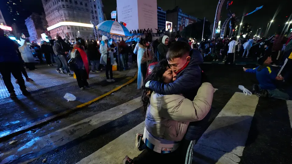 Afición argentina en el Obelisco | AP