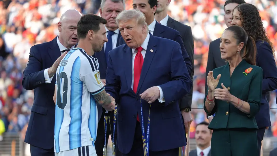Lionel Messi, Gianni Infantino, Donald Trump, tras la Final del Mundial 2026 | AP