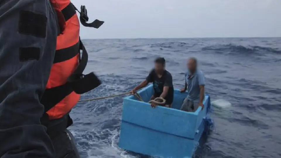 VIDEO: Pescadores desaparecidos en Chiapas sobreviven cinco días flotando sobre una hielera