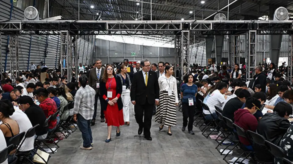El rector de la UNAM, Leonardo Lomelí Vanegas, informó sobre las irregularidades detectadas durante el examen de control en CDMX. / UNAM