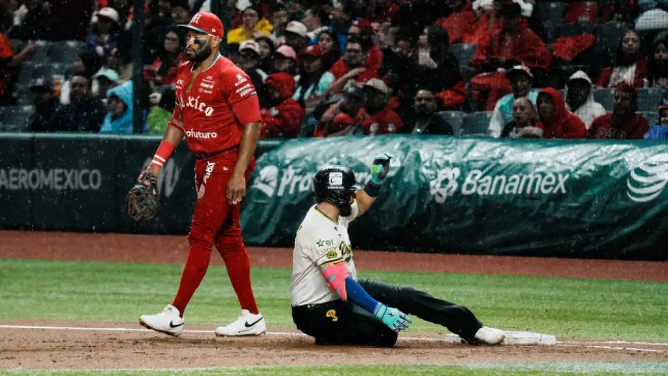 Pericos de Puebla muestra su poder y apalea 13-5 a Diablos Rojos del México en su propia casa