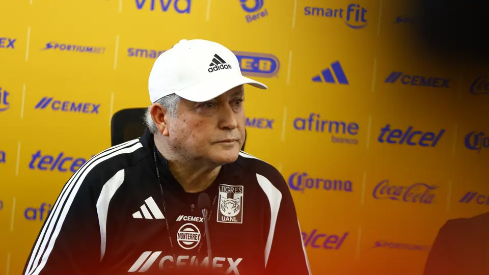 Víctor Manuel Vucetich, en su primera conferencia como entrenador de Tigres | IMAGO7