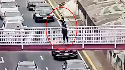 VIDEO: Policías evitan que hombre atente contra su vida en puente peatonal de Viaducto