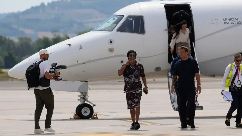 Ronaldinho en el aeropuerto de Emilia-Romaña | AP