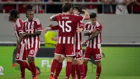 ‘Hormiga’ González entra de cambio y suma minutos en triunfo del Olympiacos