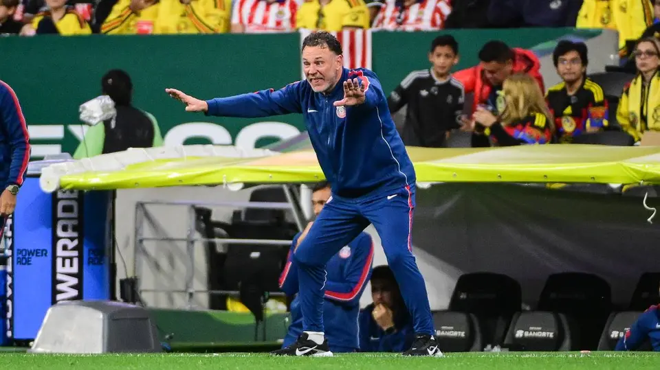 Gabriel Milito, entrenador de Chivas | IMAGO7