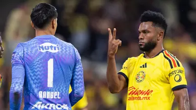 ¡Mr. Clásicos! Miguel Borja le festeja su doblete en la cara a Tala Rangel y a banca de Chivas