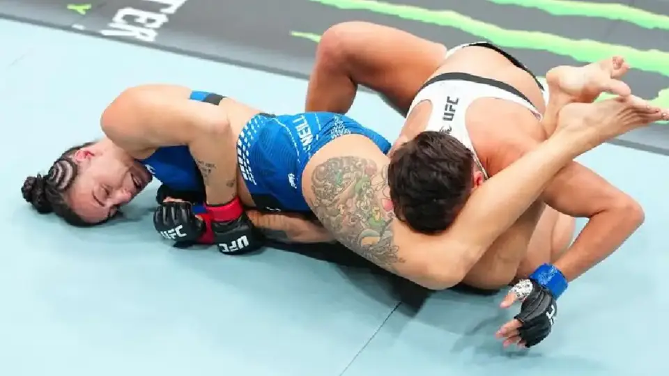 ¿La mejor sumisión del año? Así fue la victoria de Casey O’Neill