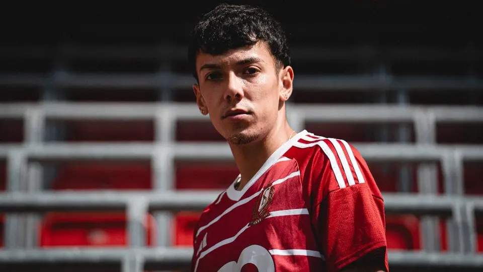 Jorge Ruvalcaba fue presentado oficialmente como nuevo jugador del Standard Lieja II