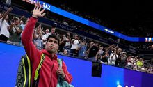 Carlos Alcaraz se impone contra Daniel Evans y avanza a los 8vos de Final del US Open