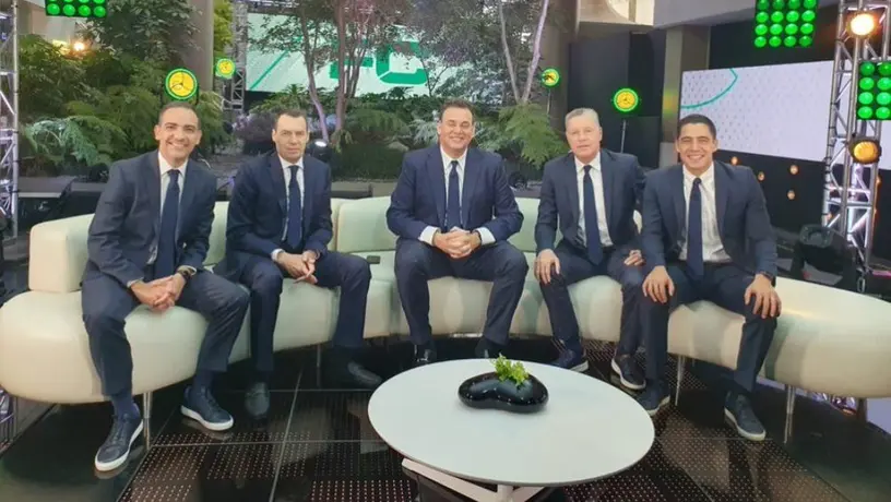 Faitelson manda mensaje a sus detractores tras debutar en Televisa