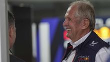 ¿Ya lo perdonaron? Aficionados mexicanos piden fotos y autógrafos a Helmut Marko