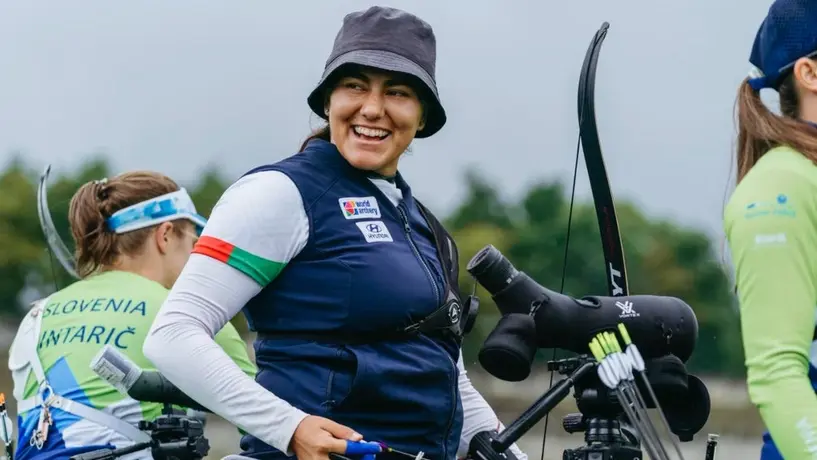 Ale Valencia gana plata y se queda con el subcampeonato en el Mundial de Tiro con Arco