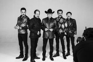 Tigres del Norte sobre colaboración con Peso Pluma: "No grabamos por la cantidad de 'likes'"