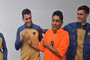 Jorge Campos convive con jugadores de Pumas y trollea a Luis García: 'Este sí es delantero'