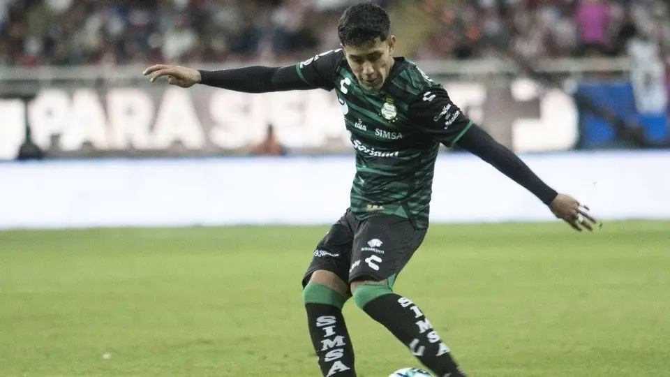 Omar Campos previo al debut de Santos en Leagues Cup: "Siempre queremos ganar"