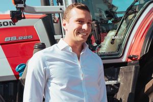 Mano derecha de Marine Le Pen, acusa a Karim Benzema de ser 'amigo' de islámistas