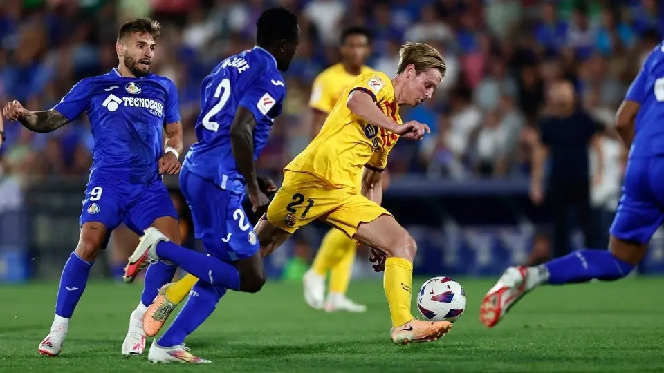 LaLiga: Getafe y Barcelona empatan sin goles en un partido con tres expulsados