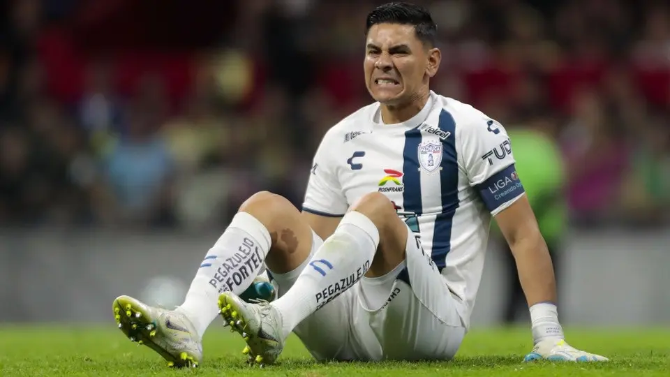 Ustari no seguirá en Pachuca; Tuzos llegó a un acuerdo con el jugador para rescindir su contrato