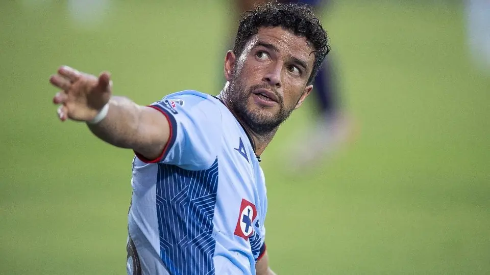 Ignacio Rivero, baja con Cruz Azul para duelo contra Pachuca