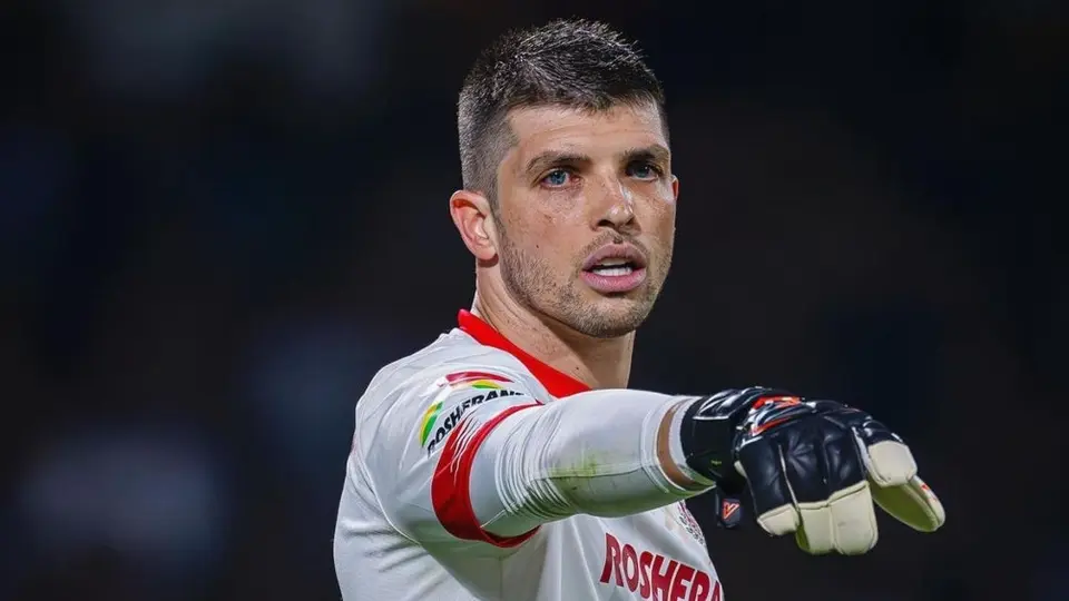 Ángel ‘Rambo’ Sosa encaró así a Tiago Volpi y desató bronca en el Toluca vs Querétaro