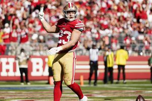 NFL: McCaffrey lidera la ofensiva de los 49ers para vencer a los Cardinals