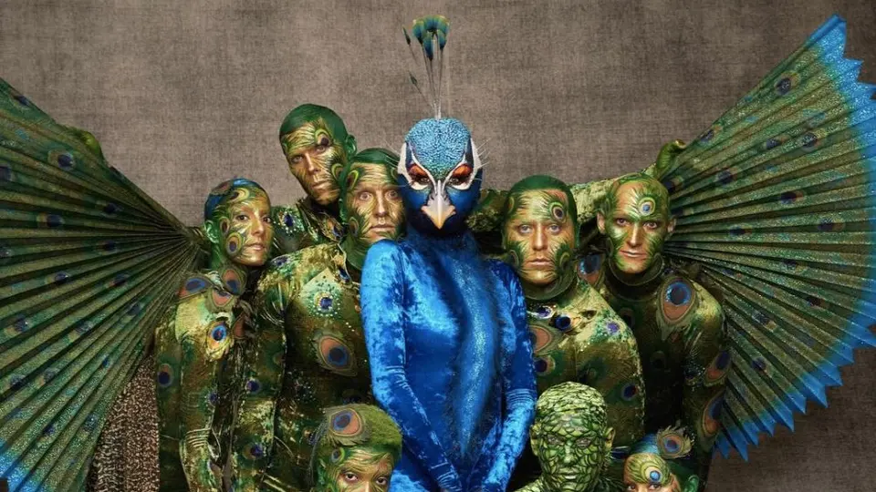 Heidi Klum sigue siendo la reina del Halloween, ahora con su 'emplumado' disfraz