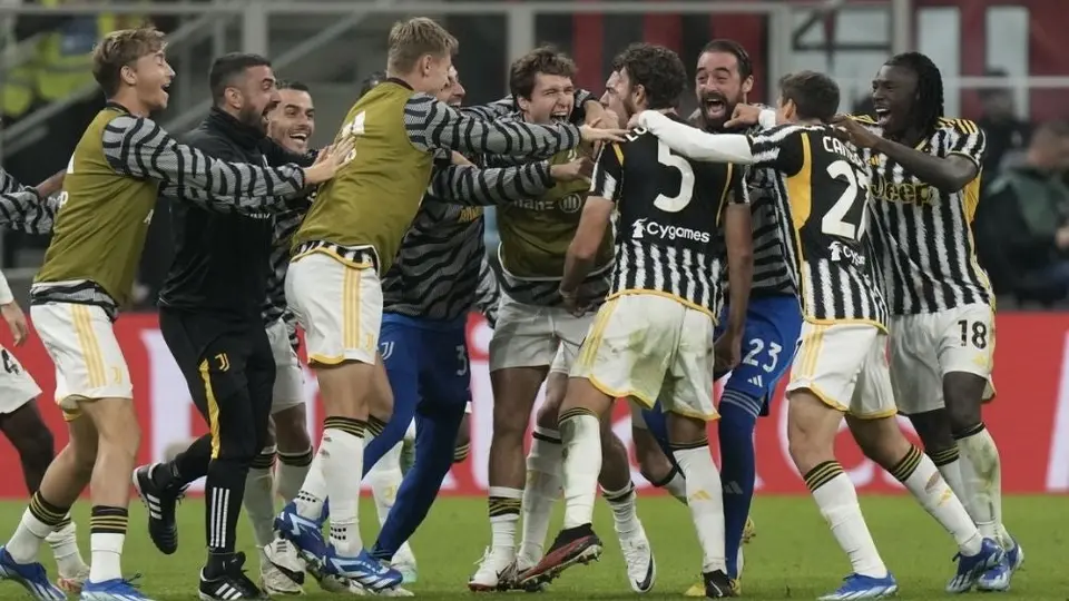 Juventus vence al Milan, evita el liderato rossonero y se acerca a la pelea por el Scudetto