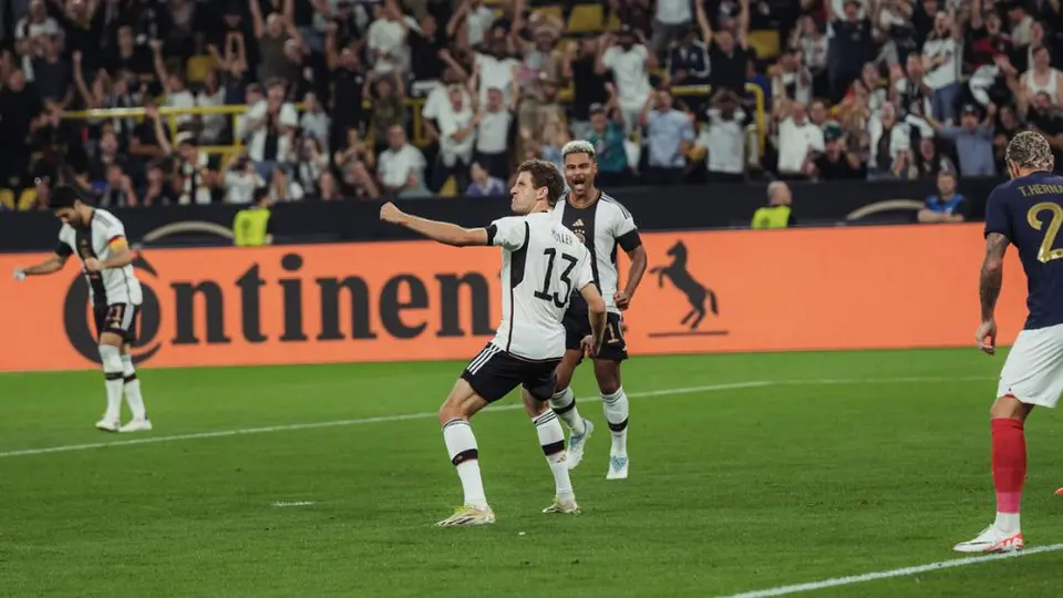 Alemania venció a Francia en el regreso de Rudi Völler al banquillo teutón