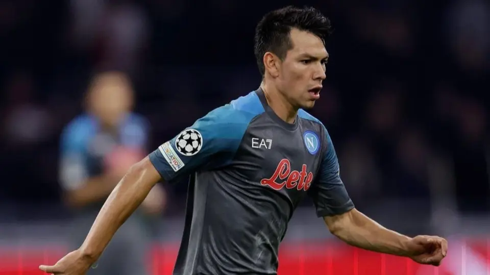 'Chucky' Lozano pide salir del Napoli y DT decidió enviarlo a la banca en inicio de temporada