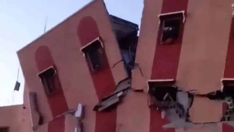 Sismo de magnitud 6,8 en Marruecos, deja más de mil muertos