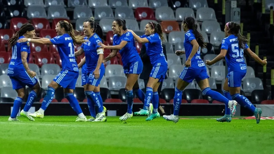 Tigres Femenil pega primero como visitantes en el Campeón de Campeones