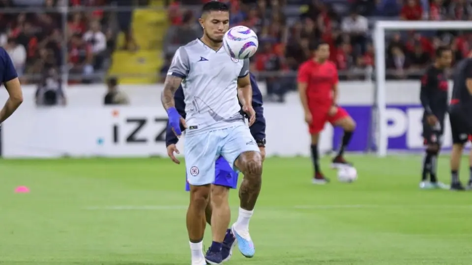 Cruz Azul se presenta en el Jalisco con tres de sus refuerzos como titulares