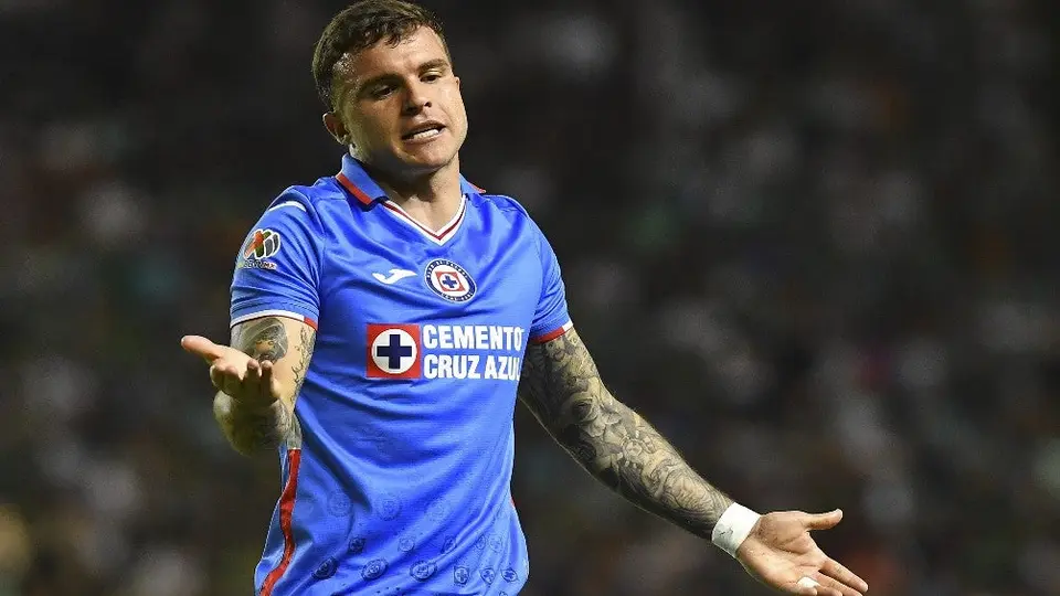 Christian Tabó apunta a quedarse en Cruz Azul por petición de Joaquín Moreno