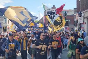 Pumas: Afición de la UNAM invade Montreal para el debut en la Leagues Cup