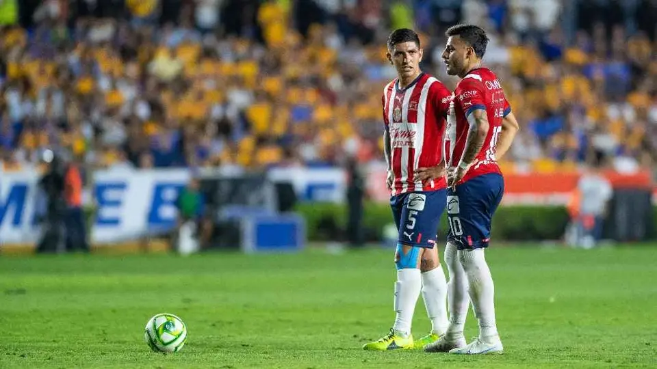 Pocho Guzmán sale a la defensa de Alexis Vega: 'A muerte con mi perro'
