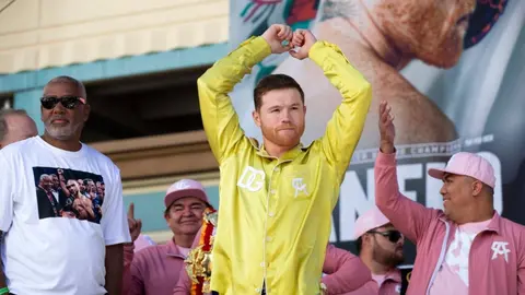 Canelo Álvarez: Ser mexicano, es su bandera