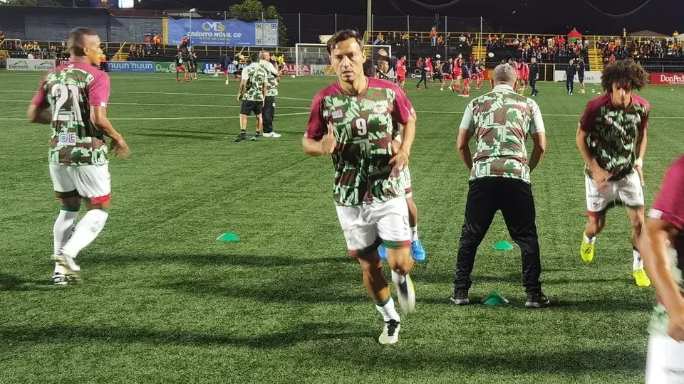 Erick 'Cubo' Torres DEBUTÓ con victoria en el futbol de Costa Rica