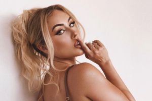 Maya Nazor es la nueva portada de la edición de agosto de la revista Playboy México