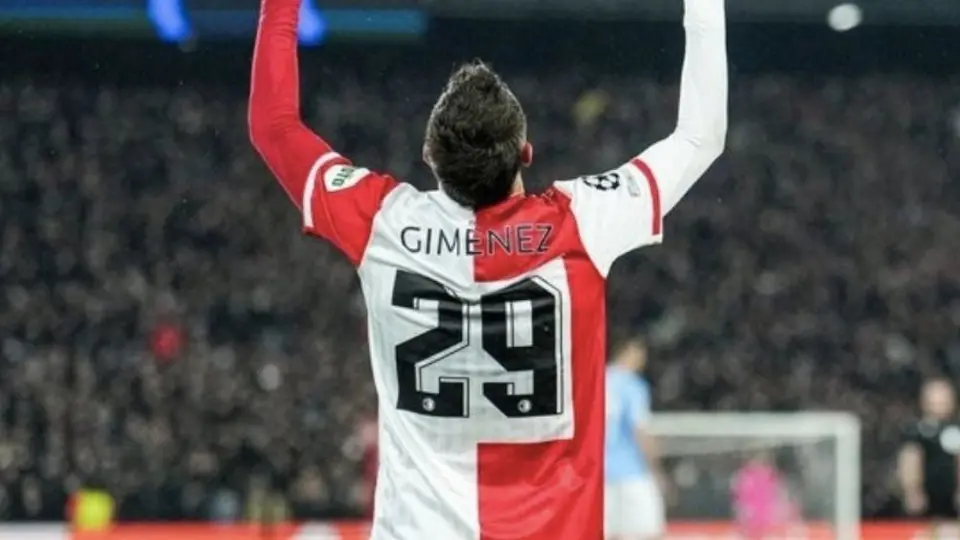 Santiago Giménez tras su debut en Champions League: "Fue una noche mágica"