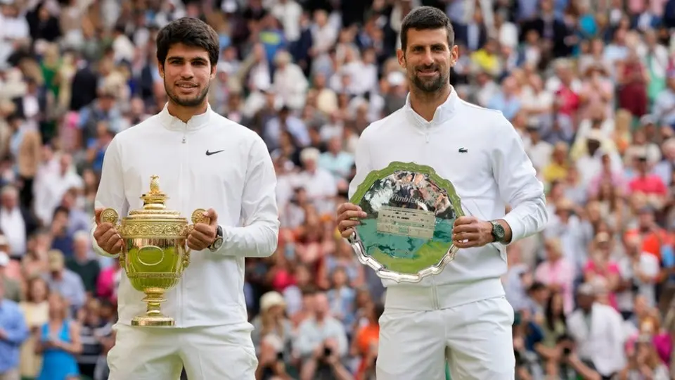 Djokovic se 'rinde' ante Alcaraz: "Ha demostrado que es el mejor jugador del mundo"