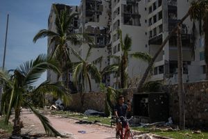 Acapulco: Lujosa mansión de Luis Miguel afectada por el paso de Huracán Otis