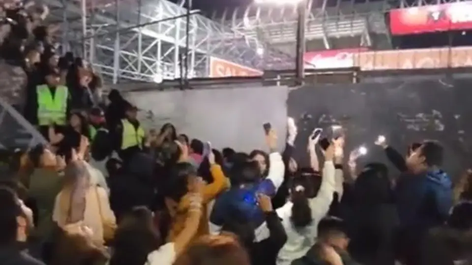 ¡Swiftimanía en CDMX! Fans de Taylor Swift se reúnen alrededor del Foro Sol y gozan del concierto