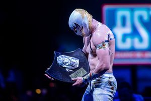 ¡Histórico! Máscara Dorada 2.0 se convierte en el luchador más joven en ganar la leyenda de plata