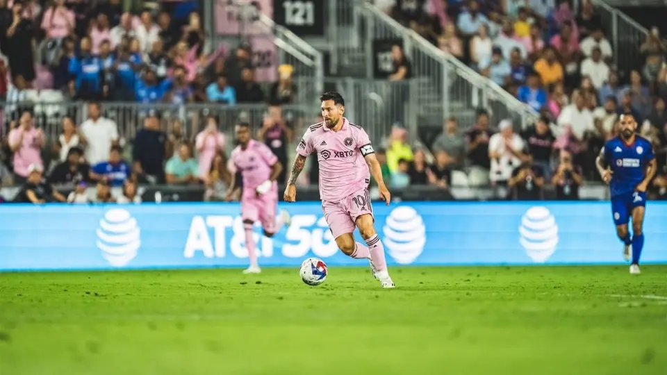 ¡Debut inmejorable! Messi le da la victoria en los últimos minutos al Inter Miami contra Cruz Azul