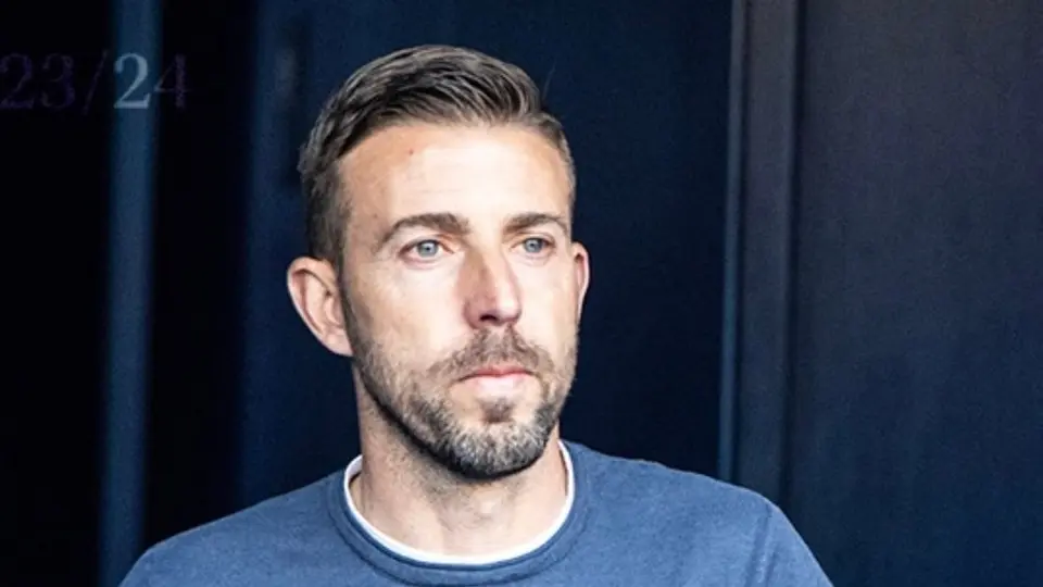 Espanyol de Barcelona destituye a Luis García como entrenador tras malos resultados
