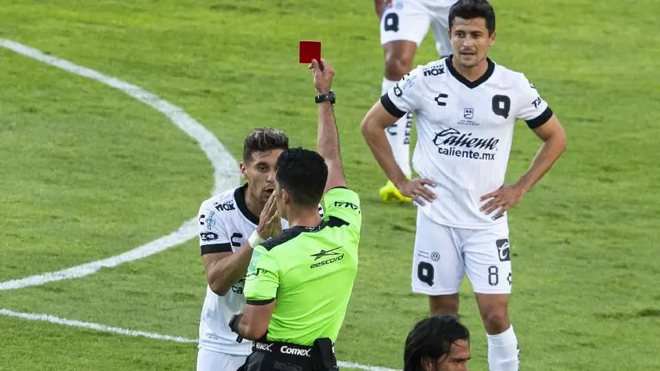 ¡No sólo América! Kevin Escamilla aseguró que Pumas también es 'favorecido' por el arbitraje