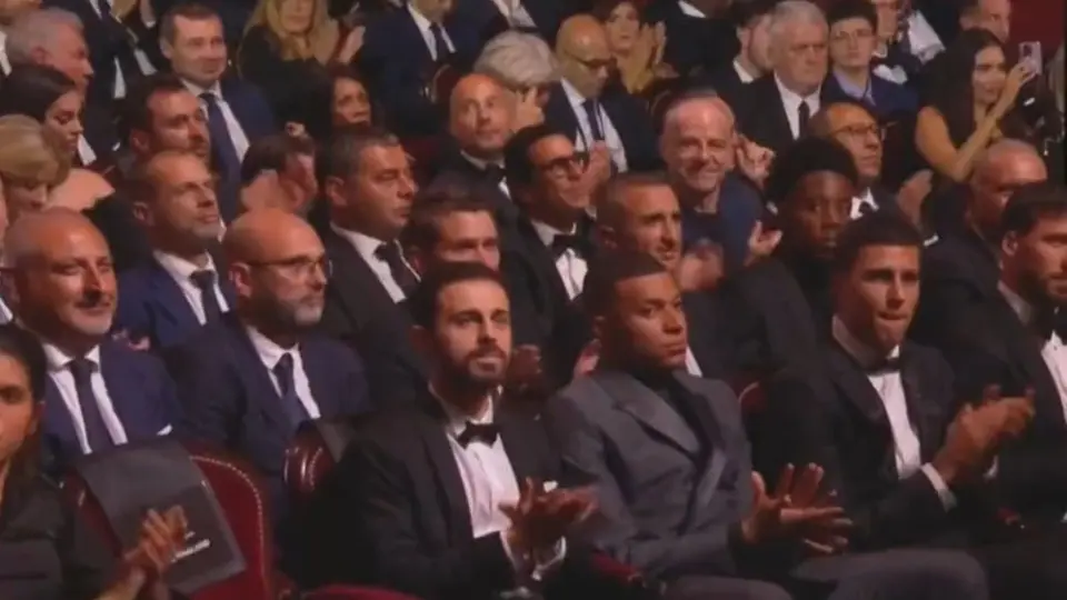 Balón de Oro 2023: La curiosa forma en la que Mbappé aplaudió a Haaland