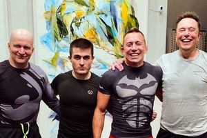 Leyenda de la UFC entrena a Elon Musk para su pelea contra Mark Zuckerberg