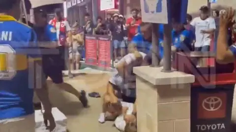 Aficionados protagonizan pelea al terminar el juego de Dallas FC ante Inter Miami